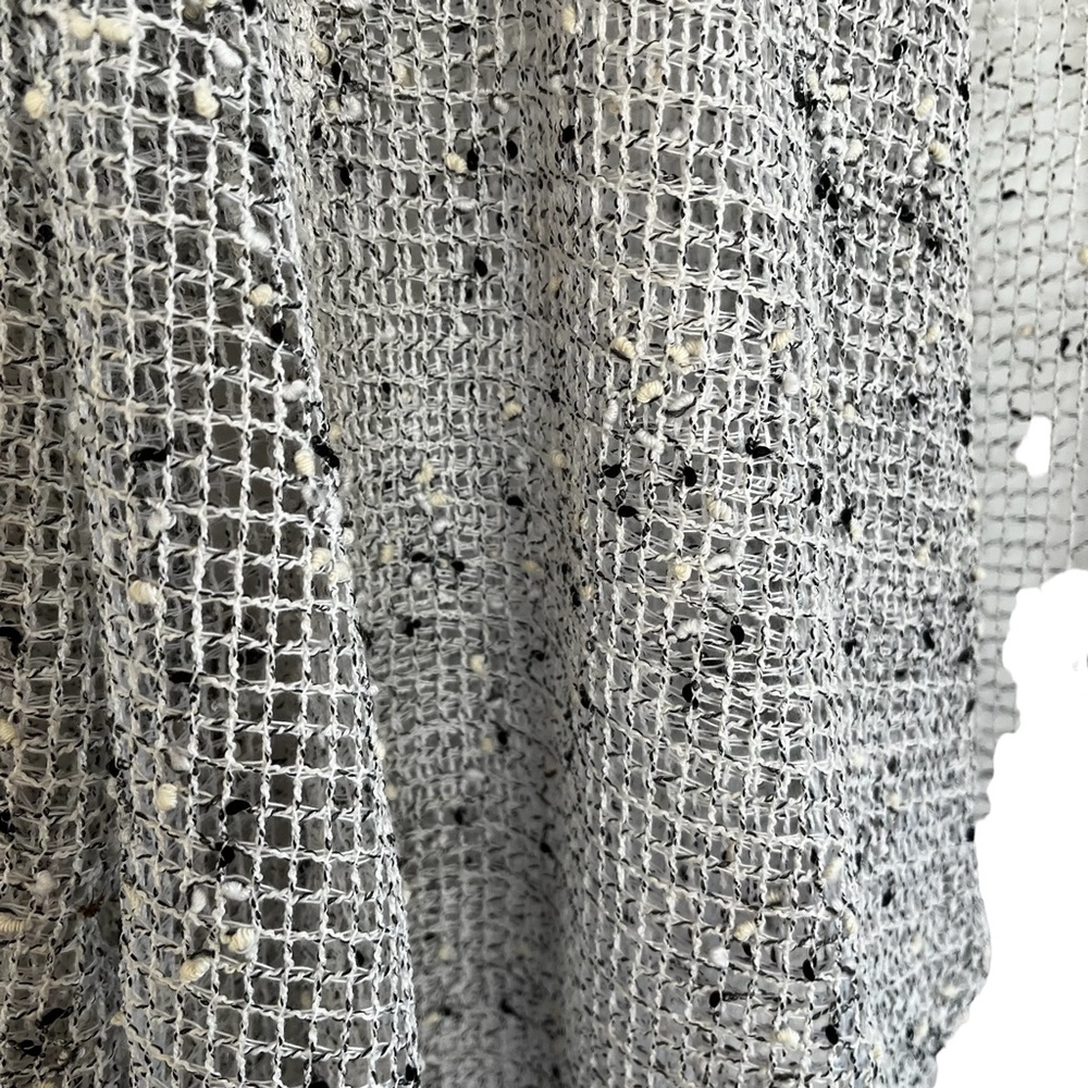 LULU-B. GRAY WITH BLACK FLECKS MESH CARDIGAN . PERFECT CONDITION . MEDIUM .